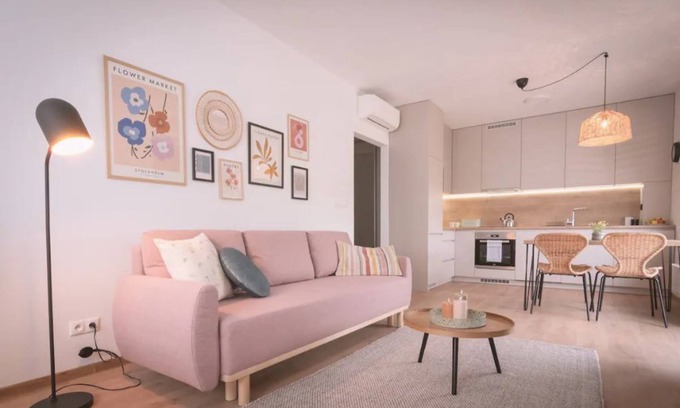 Ruzinov Apartment | Cozy Retreat: Perfect Stay for Families & Comfort Seekers