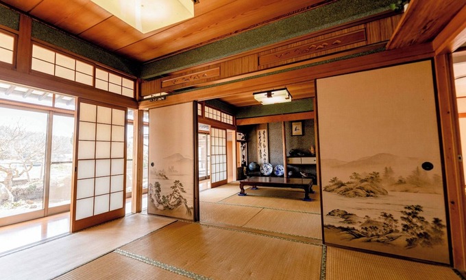 Mihara House | A nostalgic space Relax and unwind in a fully equ/Mihara Hiroshima