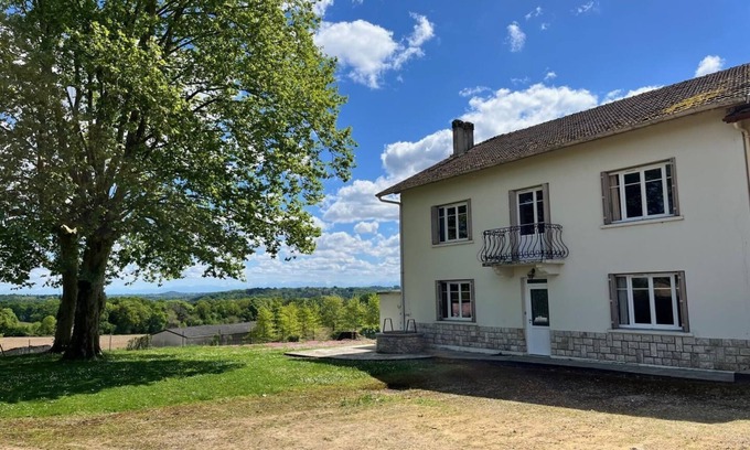 Monsegur House | Family-Friendly Getaway at A Nouste - Monsegur Gîte