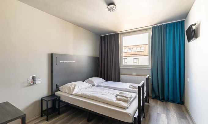 Favoriten Hostel | Comfortable Stay at a&o Wien Hauptbahnhof with Pool & Pets