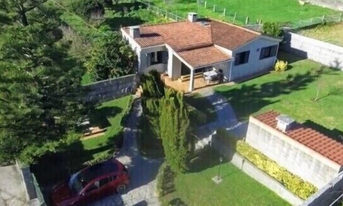 Bueu House | Seaside Paradise: Top-Rated Oceanfront Getaway Awaits