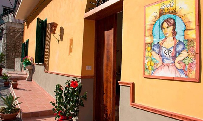 Cetara Bed & Breakfast | Relax at A Pastaiola: Oceanfront Bliss with Hot Tub Access