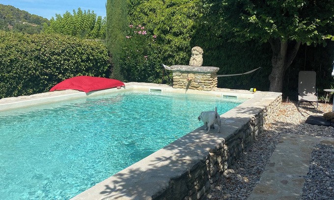 Entrechaux House | Pet-Friendly Vrbo Property with Pool and Kitchen Amenities