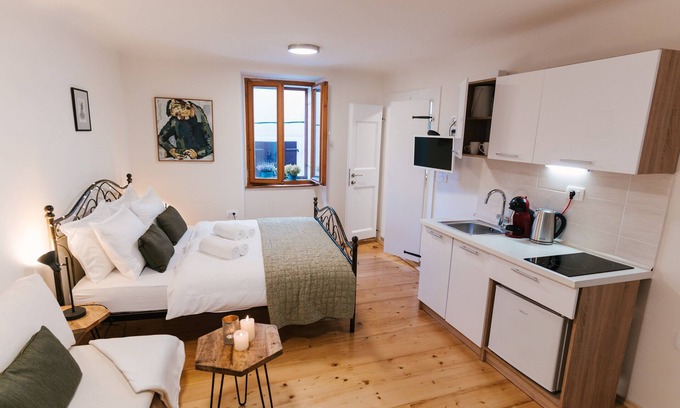 Piran Apartment | Tranquil Retreat in Enchanting Medieval Seaside Town