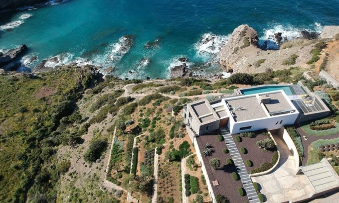 Vizari Villa | A pearl in South Crete! Brand new sea-front villa with views in the open sea!