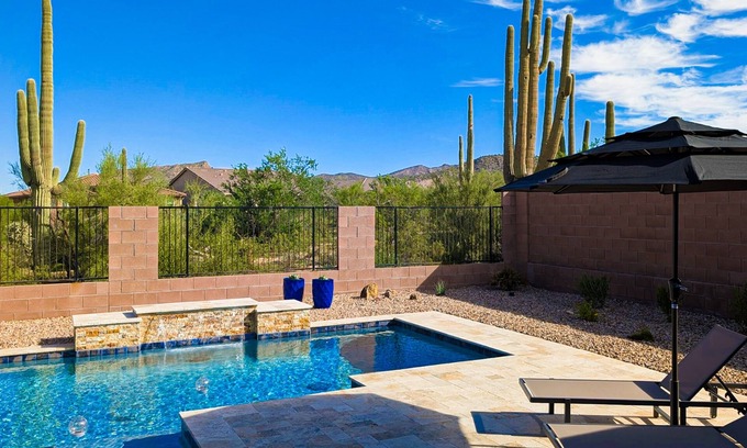 Marana House | A perfect Arizona getaway in Dove Mountain w heated pool & gated community.