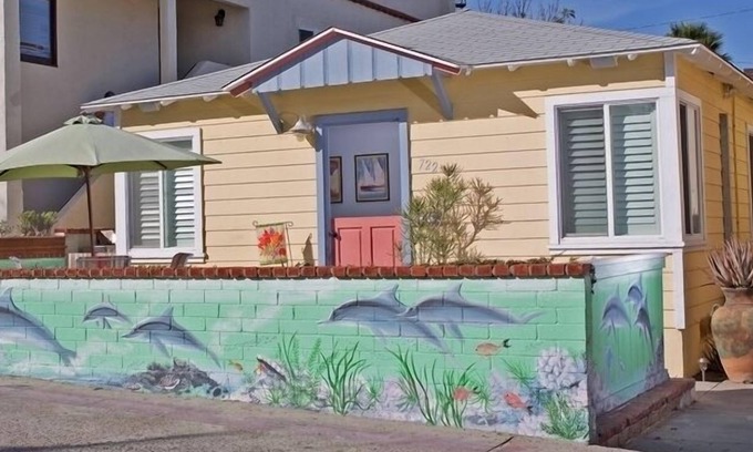 Mission Beach House | Exclusive Beach Cottage Retreat Steps from Ocean and Bay