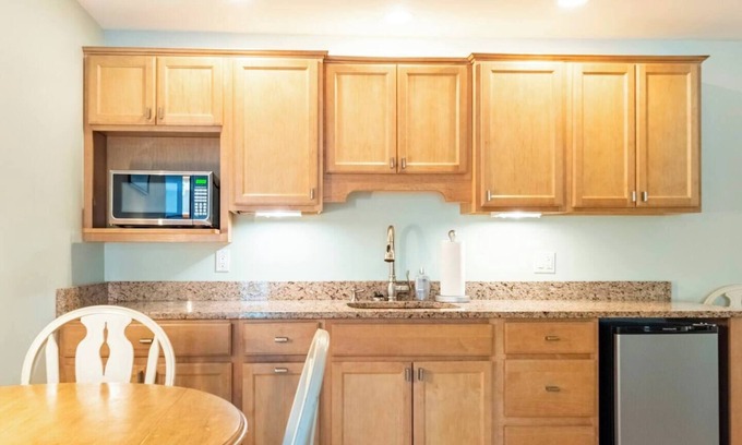 Edgecomb House | Unforgettable Family Escape with Unique Amenities & High Ratings