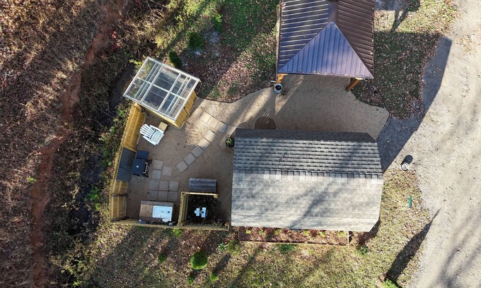 Cleveland Cabin | Ideal Hotel for Outdoor Activities in Greenville County