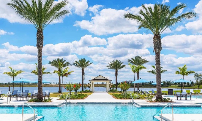 Loxahatchee House | A perfect resort-style gateway in South Florida