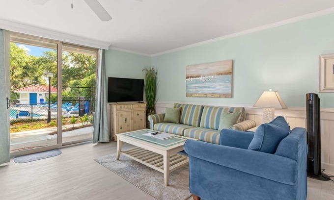Jekyll Island Condo | Discover Villa 336: Guest Rated 9.8 with Pool & Breakfast!