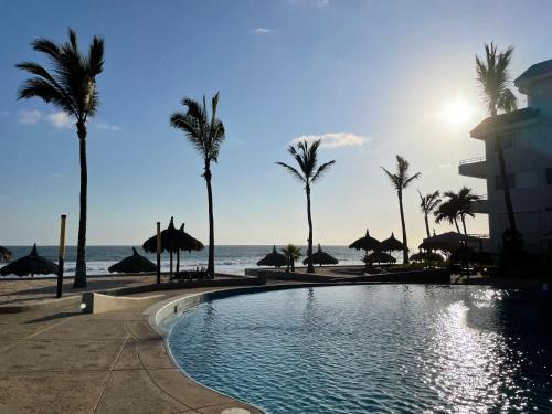 Quintas del Mar Apartment | Seaside Escape at Quintas Del Mar II with Ocean Views