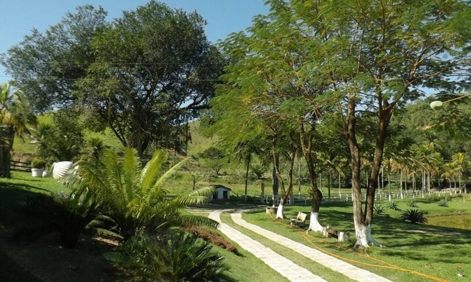 Cachoeiras de Macacu House | Celebrate Moments with Family and Friends in Comfort
