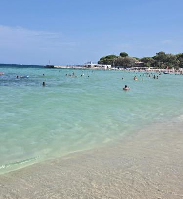 Addaura Apartment | Steps from the Sea: 4-Star Hotel with Private Beach