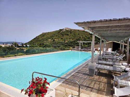 Porto Ercole Hotel | Elegant A Point Porto Ercole Resort & Spa with Ocean Views
