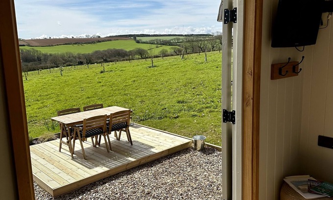 Truro Cabin | Serene Countryside Retreat for Couples Near Truro, Cornwall