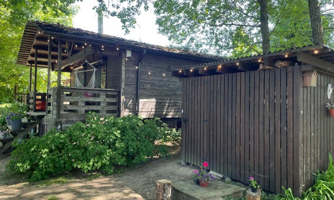 Vilnius County House | Cozy Lakeside Cottage with Gorgeous Views & Family-Friendly Amenities
