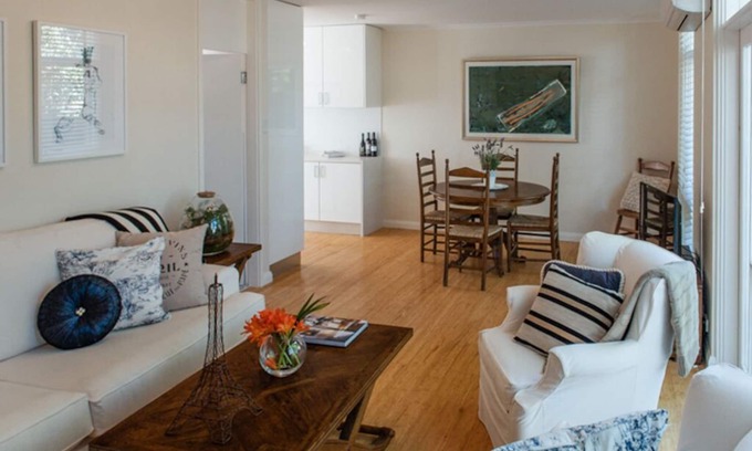 Woollahra Apartment | Explore A Provincial Abode in Woollahra with Spa Amenities