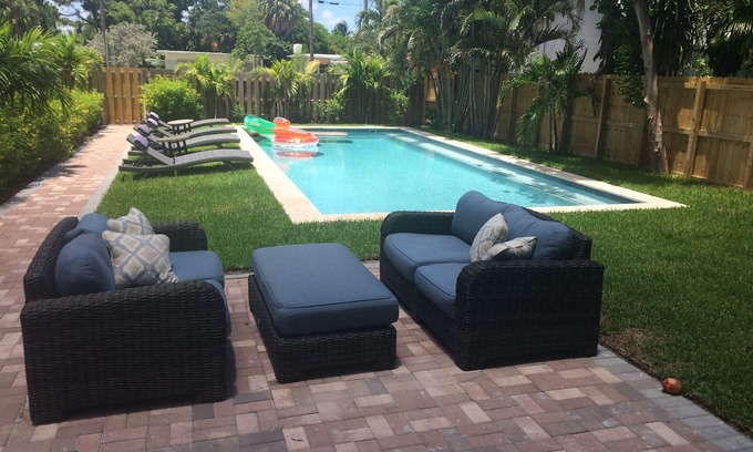 Central Oakland Park Apartment | Discover a Private Studio Oasis with Pool & Spa Access