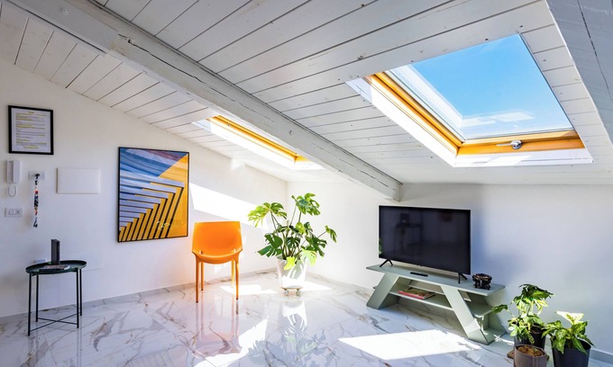Naples City Centre Apartment | A Quiet Space - design sloping roof apartment near Central Station