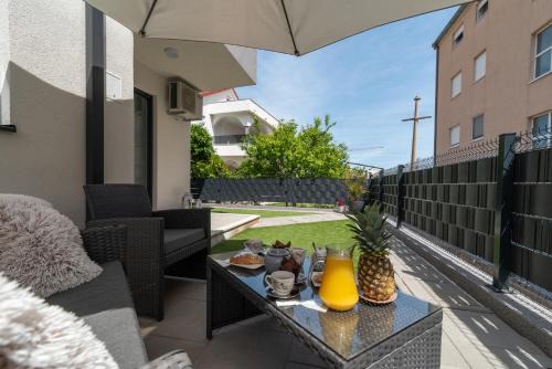 Seget Donji Apartment | Exceptional A&R Hotel Near Seget Beach - Family Friendly Stay