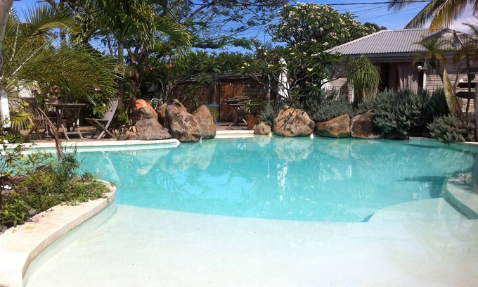 Saint-Pierre Villa | Idyllic Bungalow with Dream Pool and Oceanfront Views