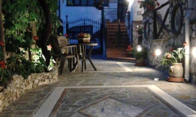 Tramonti House | Relaxing Getaway on the Amalfi Coast with Ocean Views