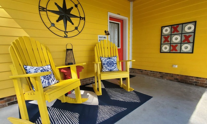 Bertie County Cabin | Escape to Nature: Family-Friendly Hotel with Pool & Ocean View