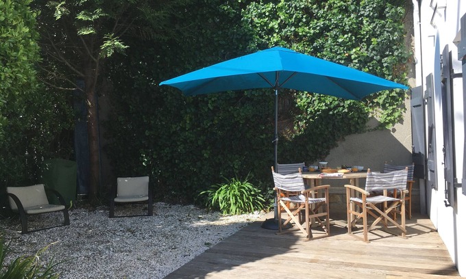 Saint-Pierre-Quiberon Cottage | Renovated Fisherman's Cottage with Ocean Views in Quiberon