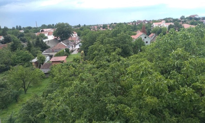 Zemun Apartment | Inviting Room with a View and Hot Tub Amenities
