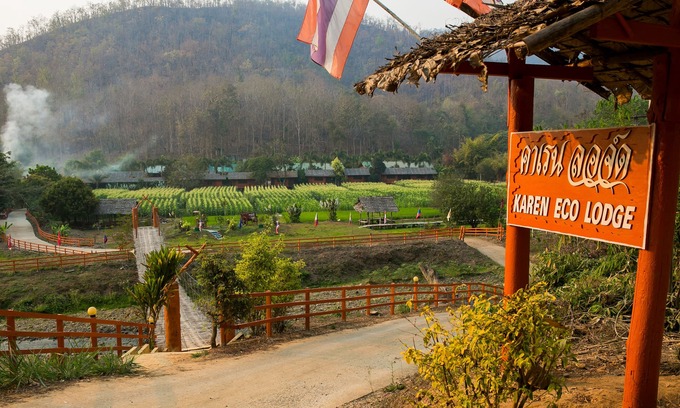 Mae Wang Cabin | Tranquil Room Overlooking Scenic Rice Fields