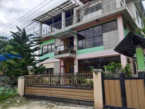 Tagbilaran Apartment | Pet-Friendly Retreat at A's Azotea de Bohol - 8/10 Rated