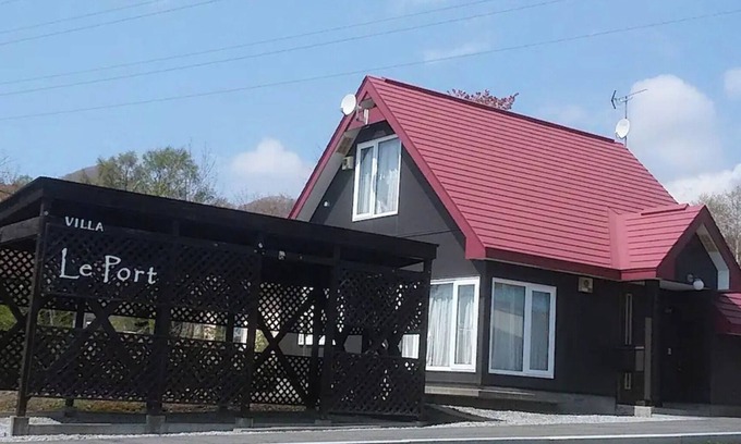Toyako House | Safe and Sanitized Stays at Abuta-gun, Hokkaidō