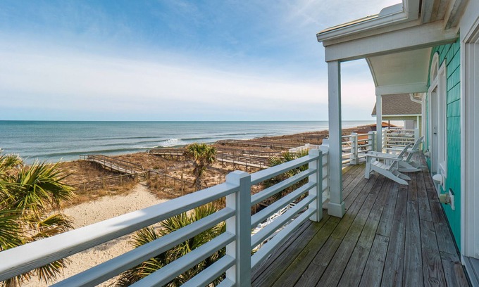 Kure Beach House | Experience A Shore Cure: Ocean Views & Beach Access!