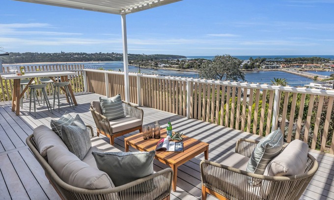 Merimbula Cabin | Cozy Retreat: 2 Bedroom House with Family-Friendly Amenities