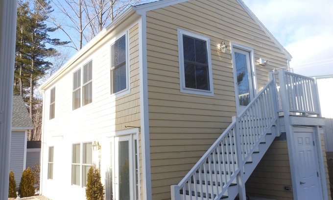 Ogunquit Condo | Steps from Ogunquit Beach with Ocean Views and Great Rates