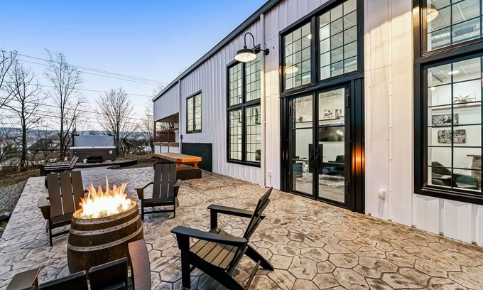 Cameron House | A showpiece, modern, lake-view marvel w/Hot Tub, Chef's Kitchen