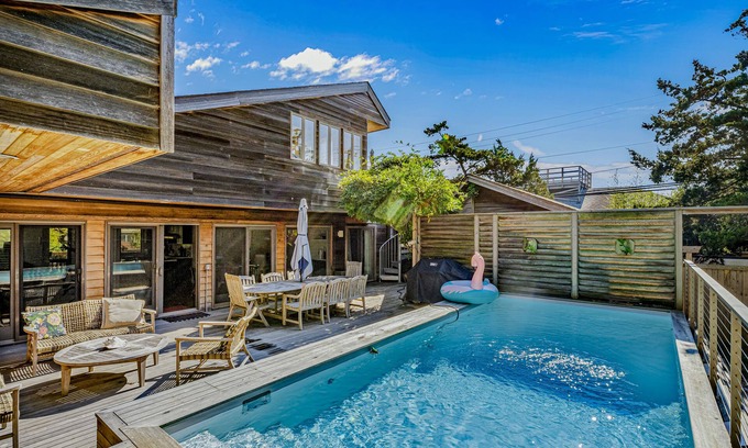 Ocean Beach House | Coastal Retreat: Beachfront Stay with Private Pool & Decks