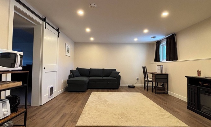 Northeast Edmonton Apartment | A Soft Place to Land - Basement Space in a Cozy Edmonton Home