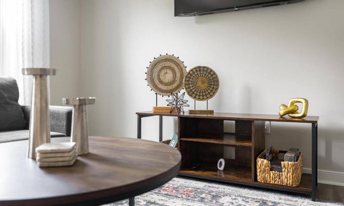 Chesterfield Villa | Family-Friendly Southside Retreat with Pet and Kitchen Amenities