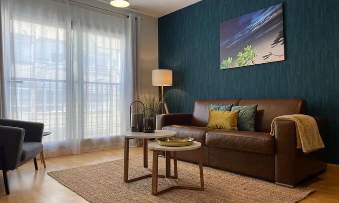 El Molinillo Apartment | Cozy Retreat with Private Parking & Eco-Friendly Amenities