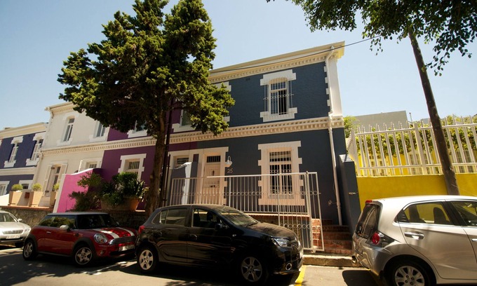 Cape Town City Centre Cottage | Guest Rated: 9.8! Two-Bedroom House with Ocean Views