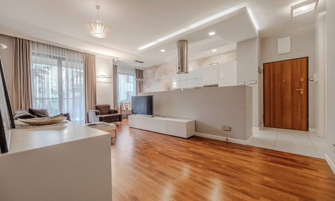 Wilanow Apartment | A spacious and modern apartment in the center of Wilanów district.