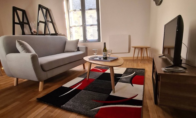 Loches Apartment | Experience Loches: Stay in the Heart of Châteaux Bliss