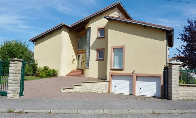 Damelevieres House | Discover Lorraine: 4-Star Hotel with Family-Friendly Amenities
