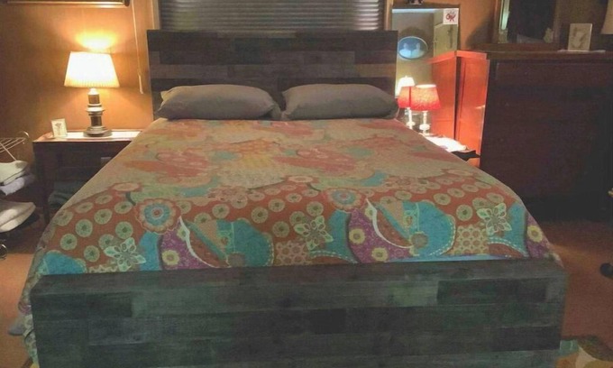 Monitor House | Convenient Studio Apartment with Kitchen & High Ratings