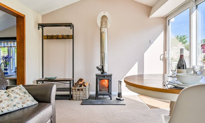 Liskeard Cottage | Serene South East Cornwall Getaway with Private Pool