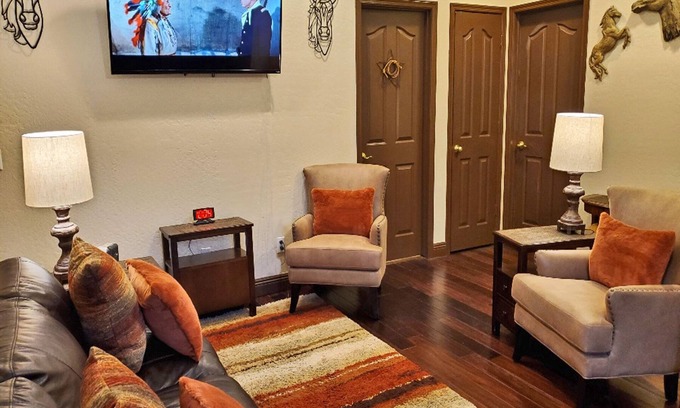 Centerra House | Relax at A SUITE Wild West HIDEAWAY with Lake Views