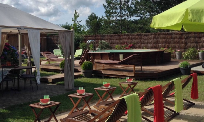 Sainte-Eulalie-en-Born House | Experience Summer Bliss at La Bichonnerie with Ocean Views