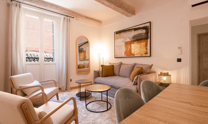 Old Town Apartment | Inviting 1-BR Retreat Next to Senequier in Saint-Tropez